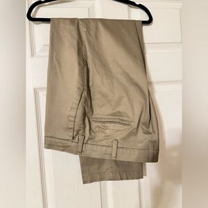 Men’s Wrangler Relaxed Fit pants, 36x30